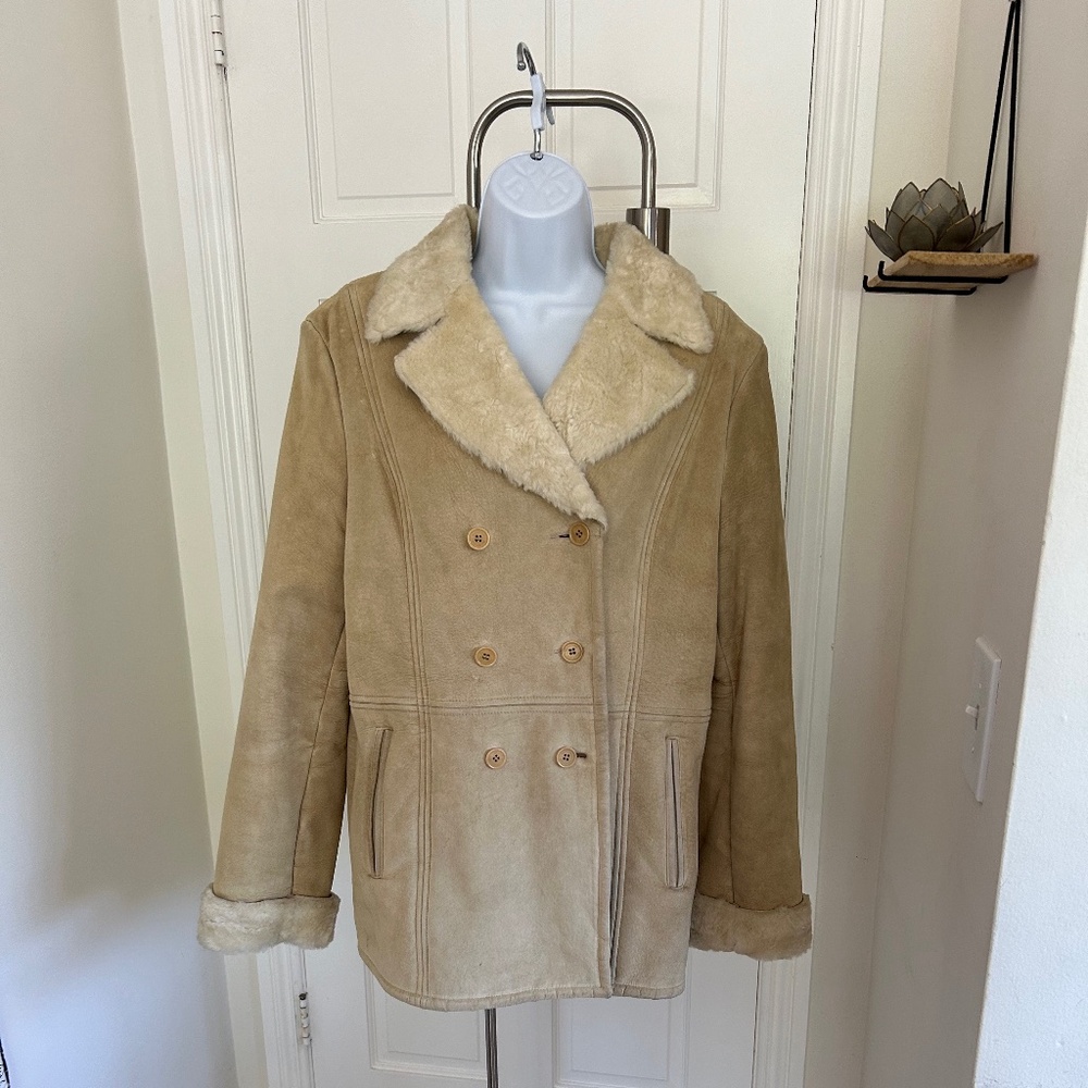 Kenneth Cole Reaction Double Breasted Suede Tan Coat With Fur